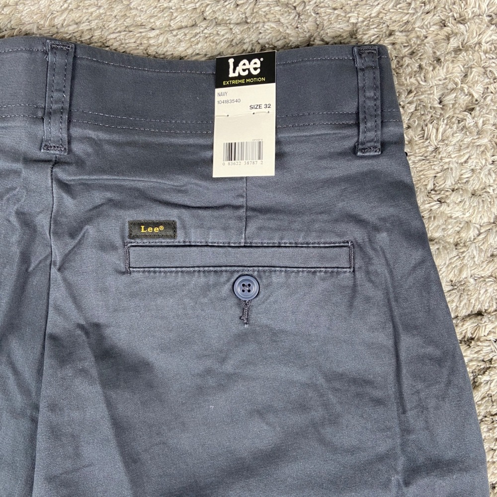Lee Extreme Motion Shorts Mens 32 Navy Straight Fit Performance Stretch Work 10"